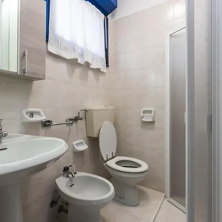 Cozy With Comfortable Terrace Apartment *