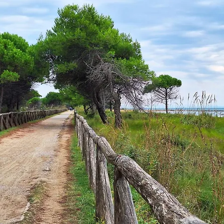Beautiful Just Steps From The Sea شقة *