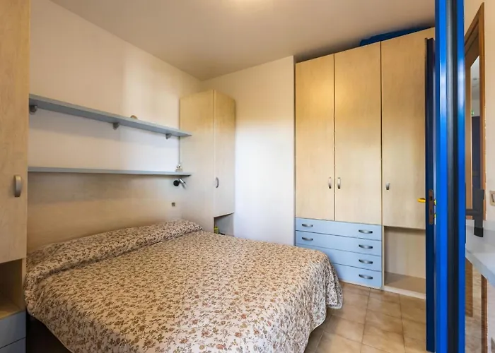 Beautiful Apartment Just Steps From The Sea *